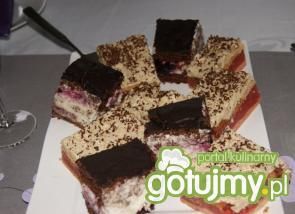 Ciasto z musem z truskawek Ciasto z musem z truskawek