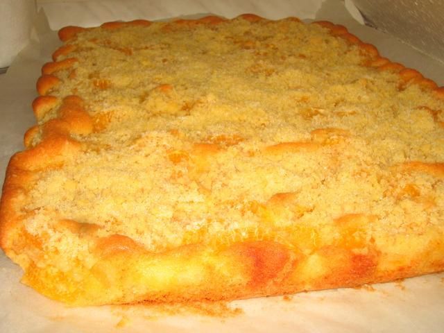 Ciasto z owocami i kruszonka Ciasto z owocami i kruszonka