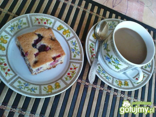 Ciasto z owocami i skórką cytryny Ciasto z owocami i skórką cytryny