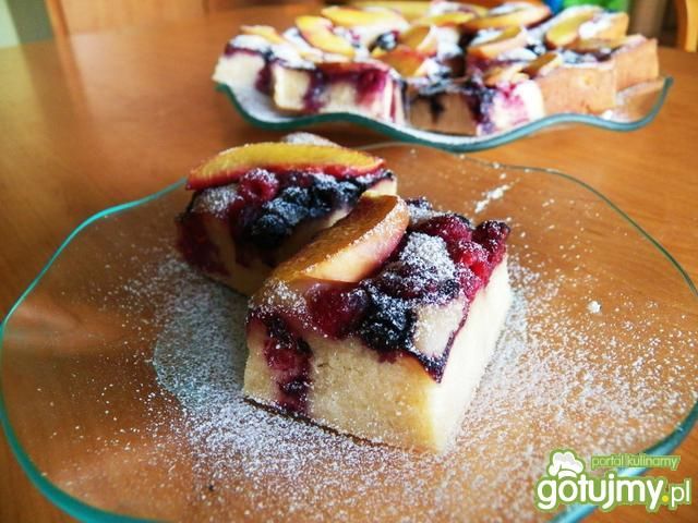 Ciasto z owocami lata