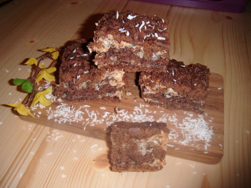 Ciasto z pianką orzechowo-kokosową