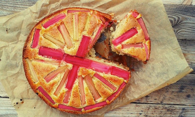 Ciasto z rabarbarem i kokosem