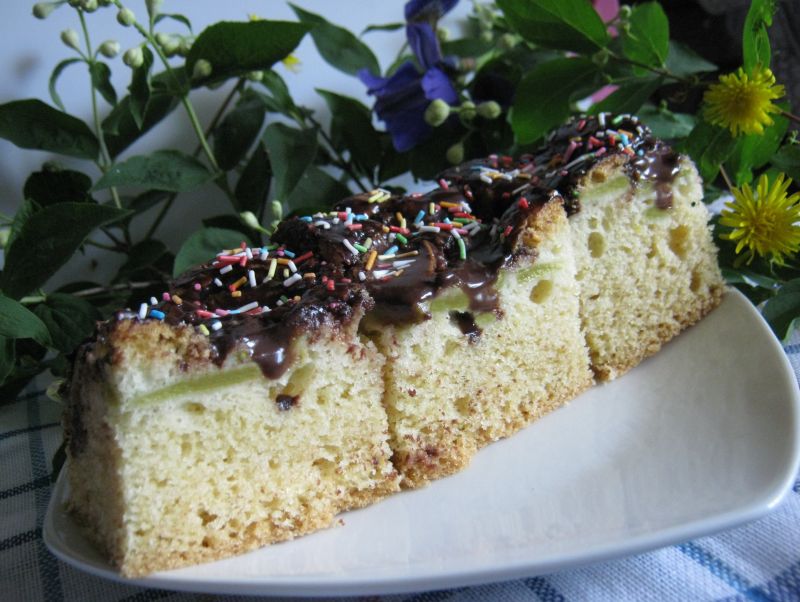 Ciasto z rabarbarem i polewą Ciasto z rabarbarem i polewą