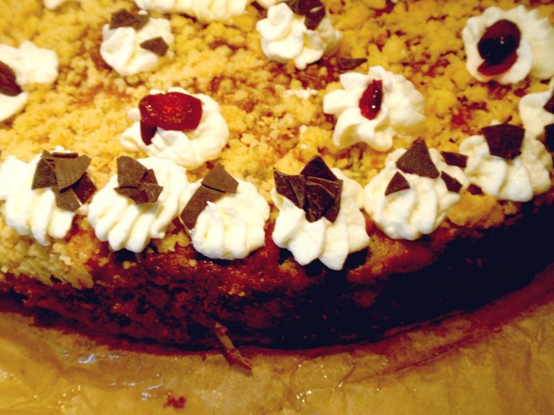 Ciasto z rabarbarem i śmietaną