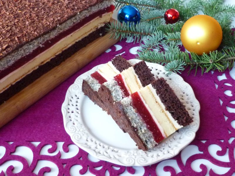 Ciasto z serem i musem truskawkowym Ciasto z serem i musem truskawkowym