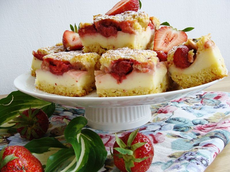 Ciasto z truskawkami i kiwi 