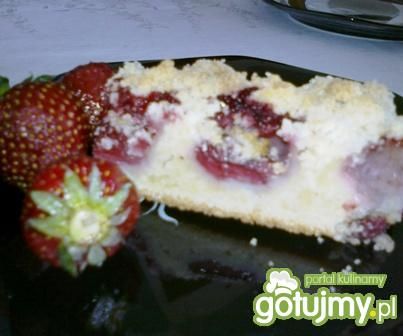 Ciasto z truskawkami i kruszonką