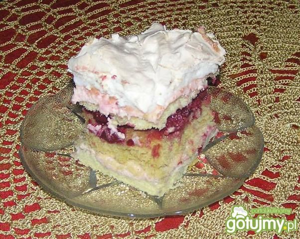 Ciasto z wiśniami i bezą