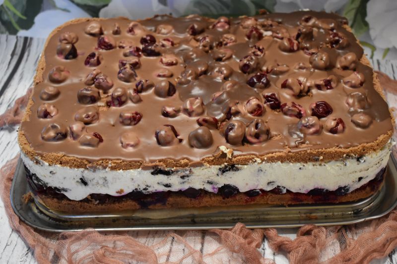 Ciasto z wiśniami i Oreo