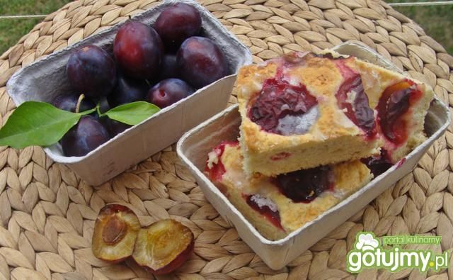 Ciasto ze śliwkami  Ciasto ze śliwkami