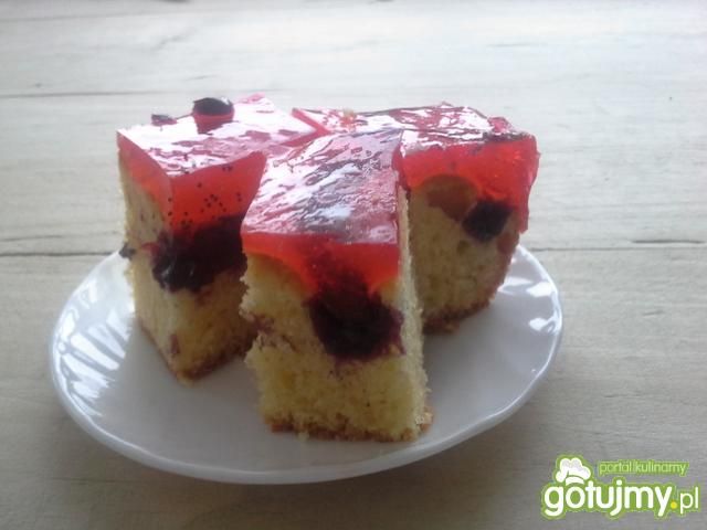 Ciasto ze śliwkami i galaretką