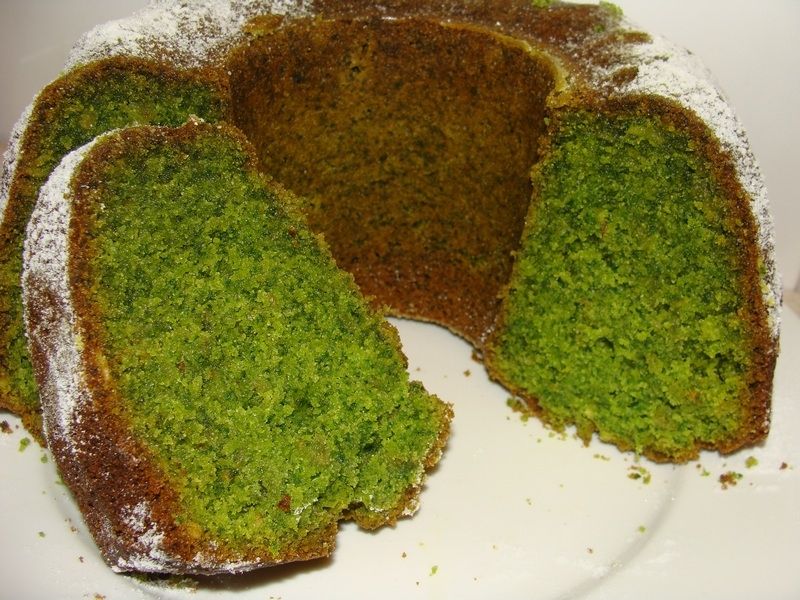 Ciasto ze szpinakiem i białą czekoladą Ciasto ze szpinakiem i białą czekoladą