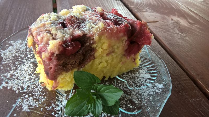 Ciasto ze zsiadłego mleka z truskawkami  Ciasto ze zsiadłego mleka z truskawkami