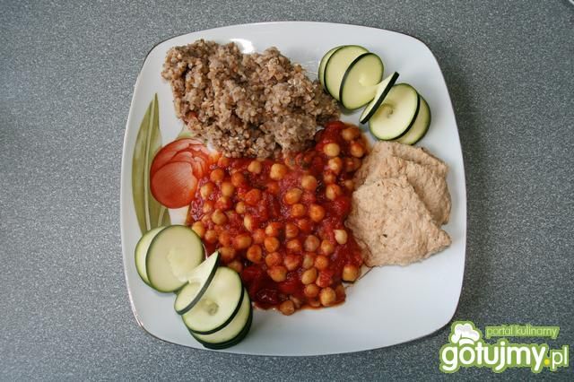 Ciecierzyca w sosie pomidorowym