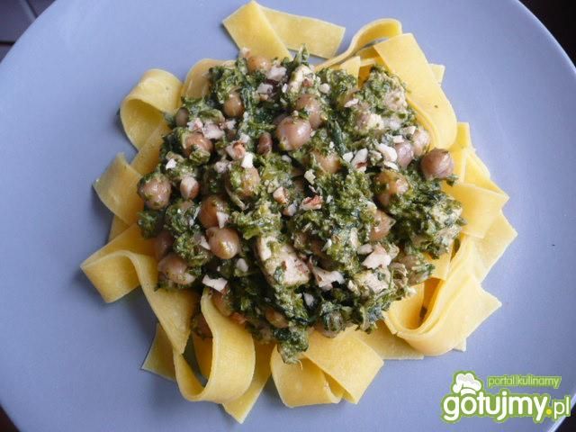 Ciecierzyca w zielonym sosie