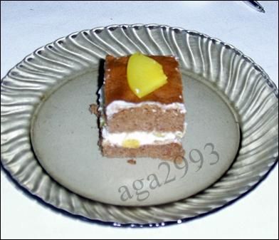 Ciemne z brzoskwinią  Ciemne z brzoskwinią