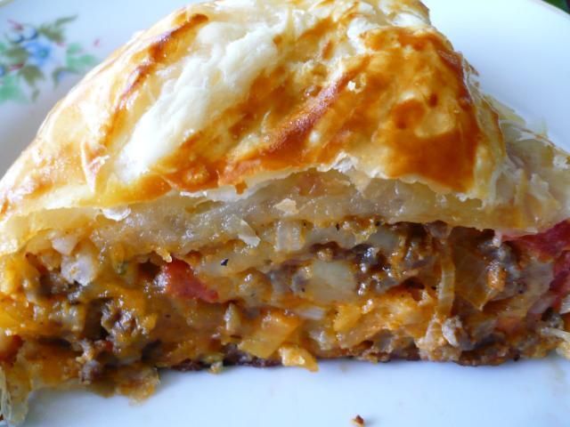 Cisato francuskie z mięsnym farszem