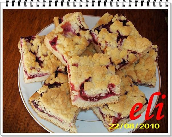 Cisto Eli ze śliwkami Cisto Eli ze śliwkami