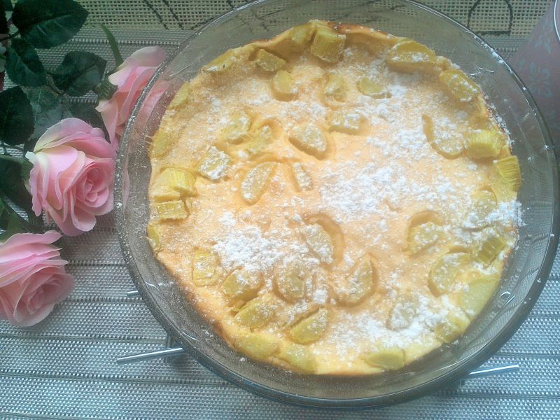 Clafoutis rabarbarowe Clafoutis rabarbarowe