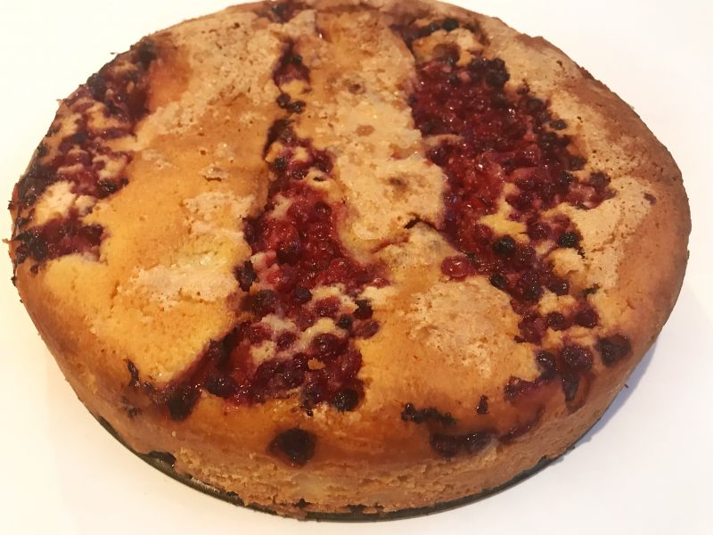 Clafoutis z czerwonymi porzeczkami