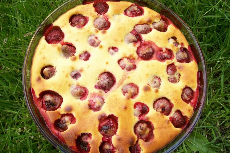 Clafoutis z truskawkami