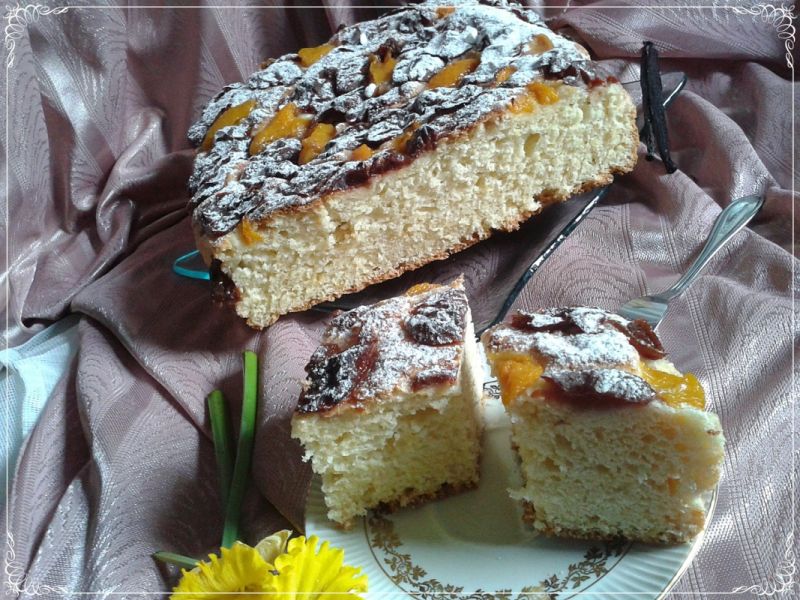 Codzienny drożdżowy z owocami  Codzienny drożdżowy z owocami