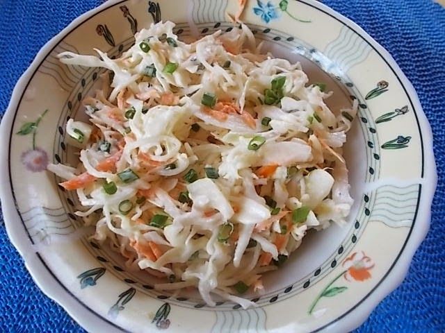 Colesław z marynowanym selerem  Colesław z marynowanym selerem