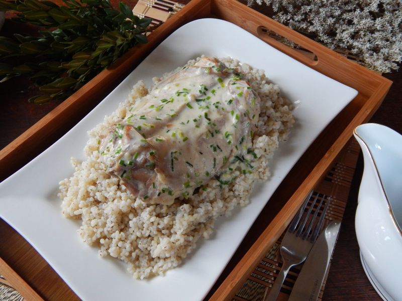 Comber z królika w sosie szczypiorkowym