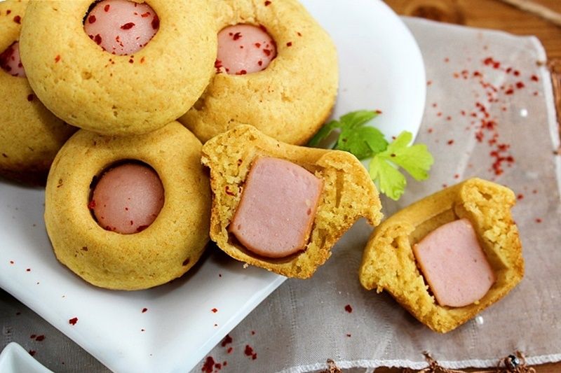 Corn Dog Muffins - kukurydziane muffinki z parówką