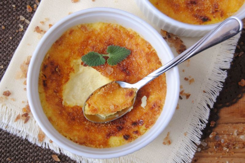 Crème brûlée - deser rodem z francji Crème brûlée - deser rodem z francji
