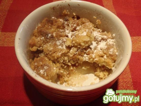 Crumble z jabłkami i sezamem