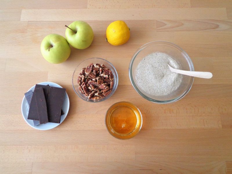 Crumble z jabłkami,orzechami,czekoladą-bez glutenu Crumble z jabłkami,orzechami,czekoladą-bez glutenu