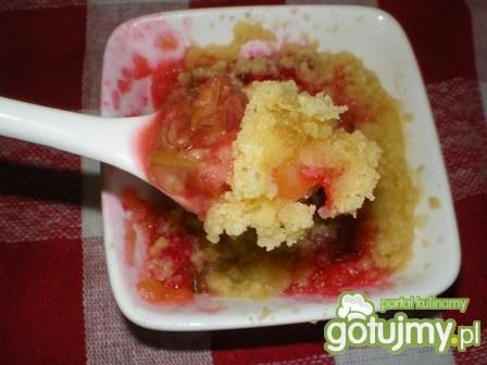 Crumble z rabarbarem Crumble z rabarbarem