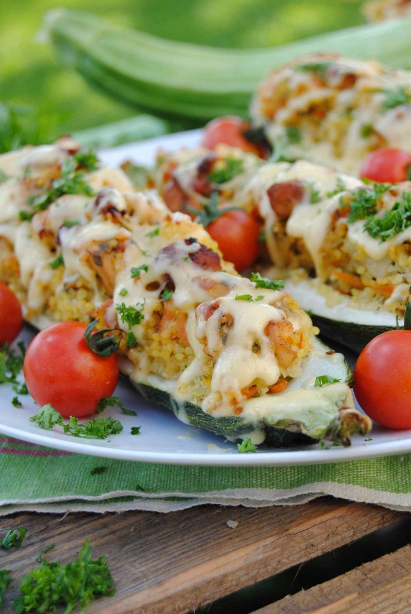 Cukinia faszerowana kaszą jaglaną Cukinia faszerowana kaszą jaglaną