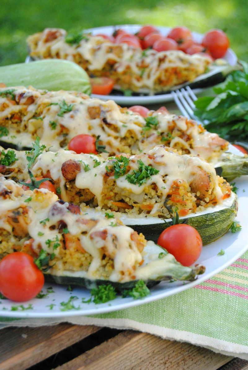 Cukinia faszerowana kaszą jaglaną Cukinia faszerowana kaszą jaglaną