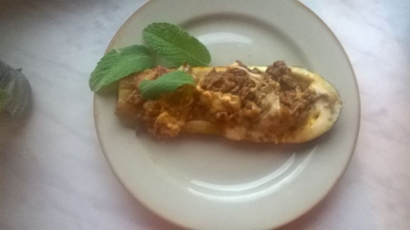 Cukinia faszerowana mielonym