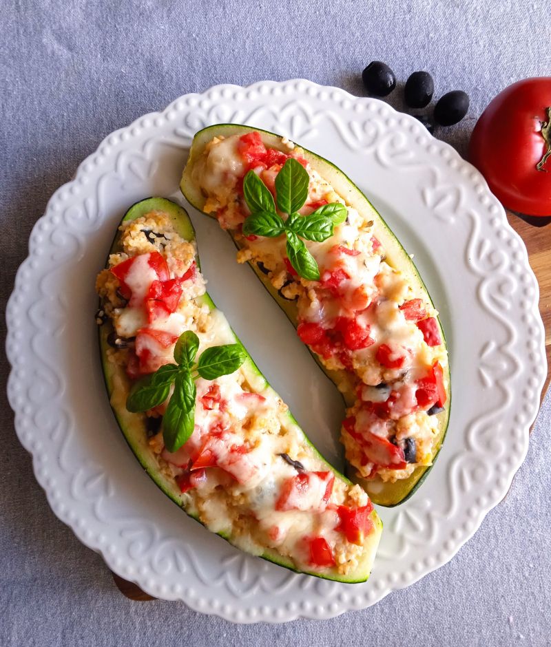 Cukinia faszerowana po grecku Cukinia faszerowana po grecku