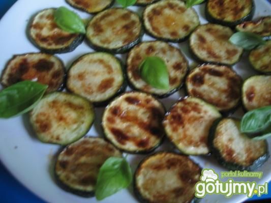 cukinia grillowana pikantna  cukinia grillowana pikantna