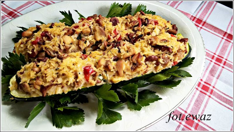 Cukinia i spółka czyli faszerowane łódki 