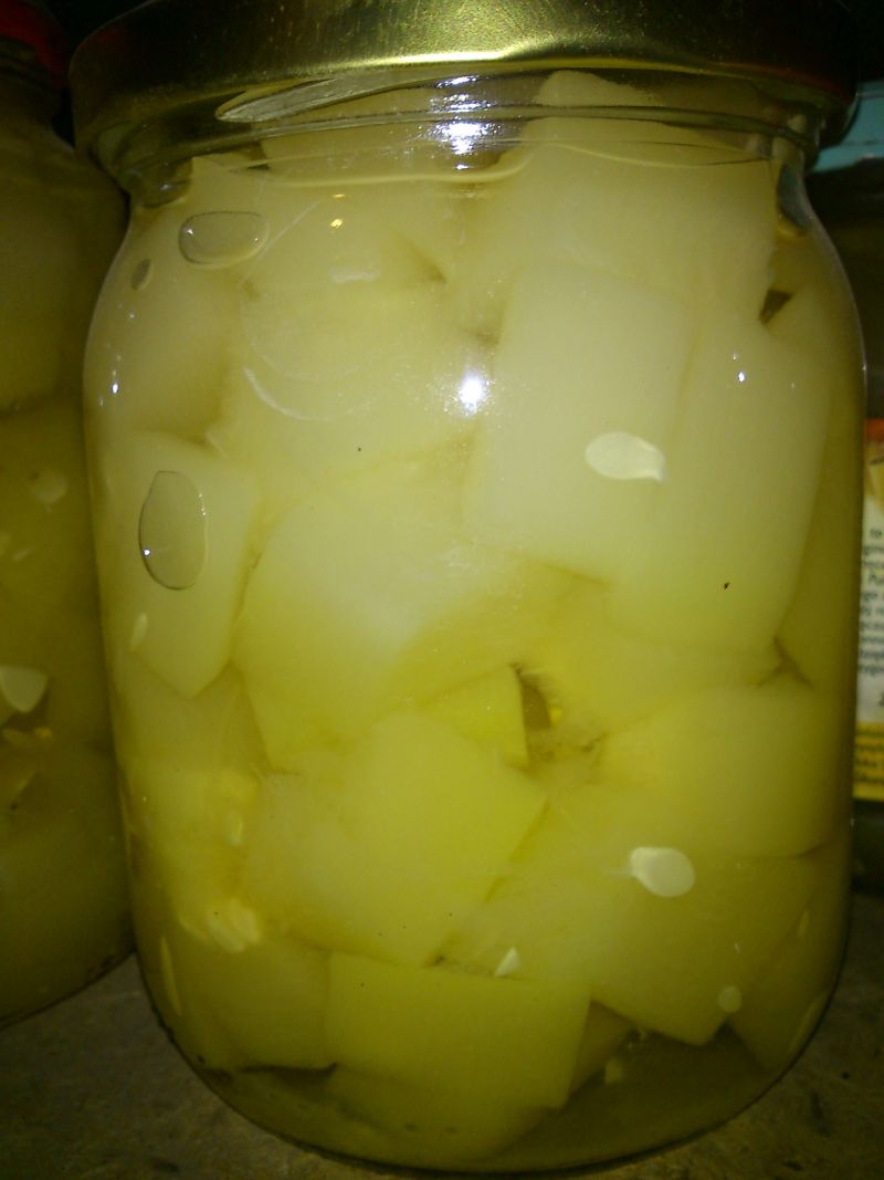 Cukinia marynowana w cytrynowej zalewie Cukinia marynowana w cytrynowej zalewie