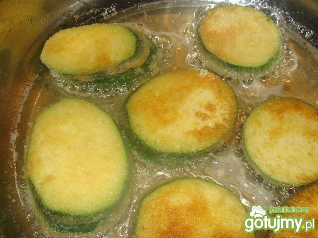 Cukinia w chrupiącej panierce 5 Cukinia w chrupiącej panierce 5