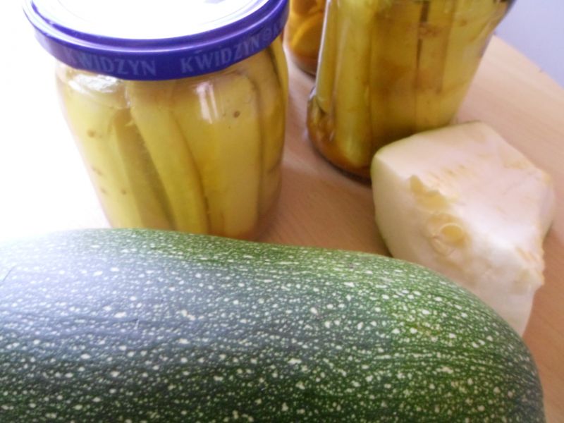 Cukinia w curry i kurkumie