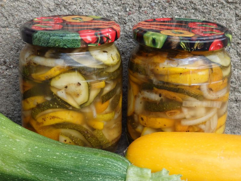 Cukinia w zalewie gryros 