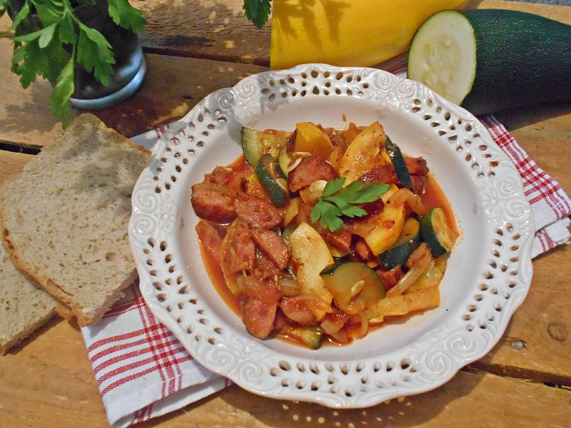 Cukinia z kiełbasą