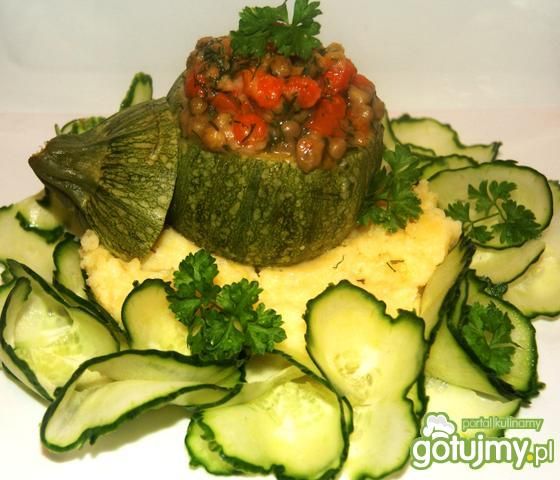 Cukinia z marchewką i groszkiem 