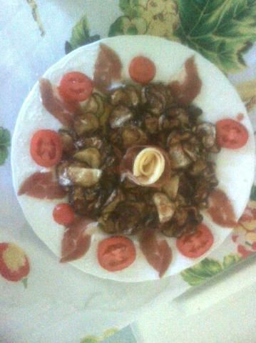 Cukinia z octem i oliwa z oliwek Cukinia z octem i oliwa z oliwek