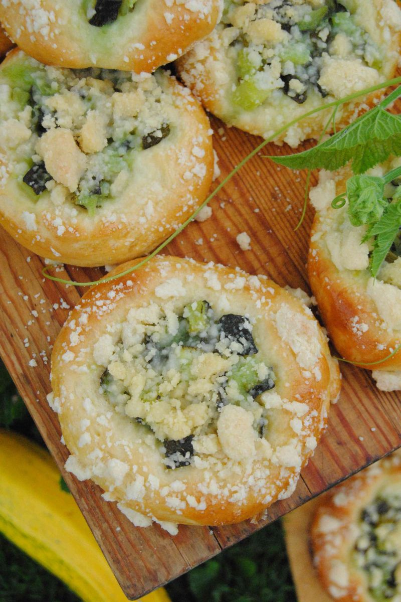 Cukiniowe drożdżówki Cukiniowe drożdżówki