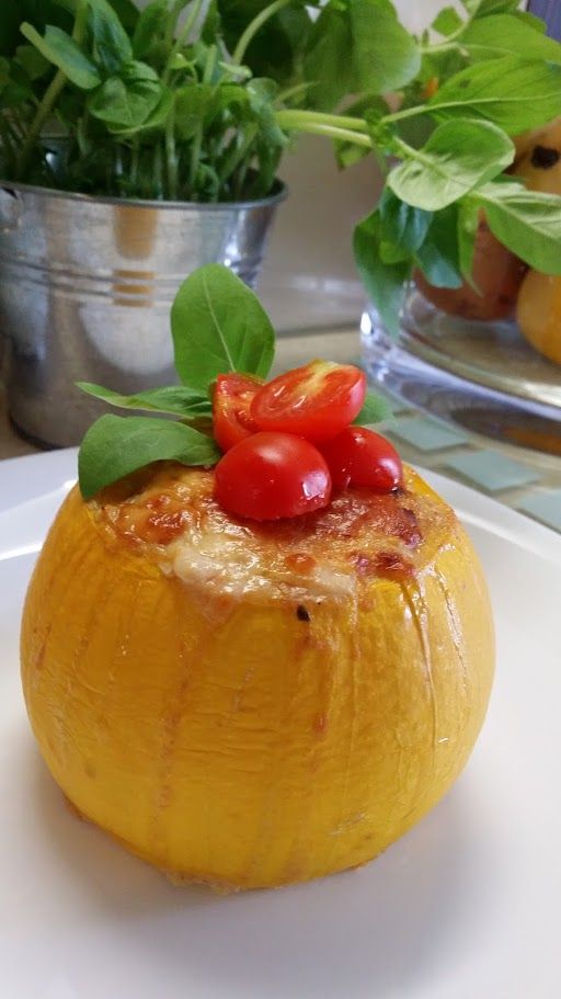 Cukiniowe "kociołki" z mieloną wołowiną