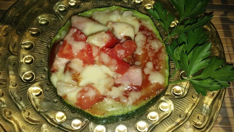 Cukiniowe pizzerinki