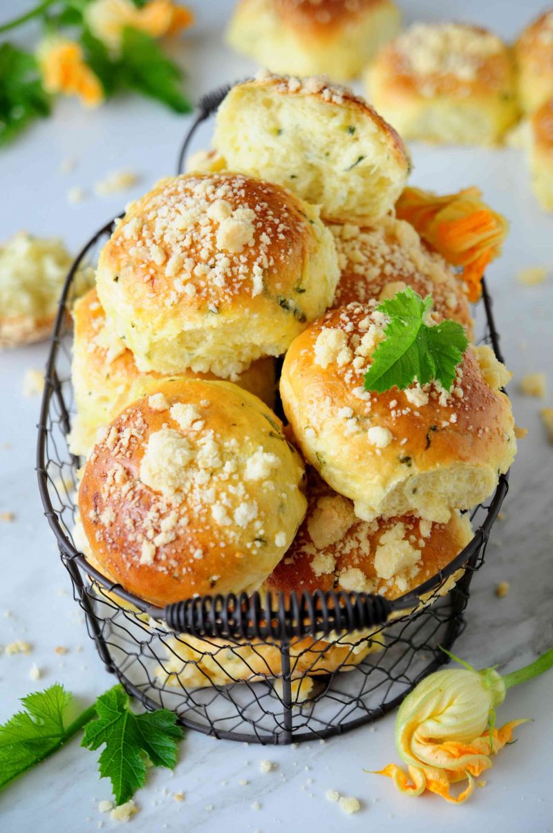 Cukiniowe słodkie bułeczki Cukiniowe słodkie bułeczki